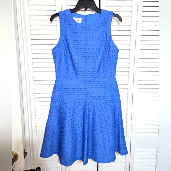 Donna Morgan Dresses & Skirts - Donna Morgan Women's sz 10 Elegant Blue Sleeveless Dress